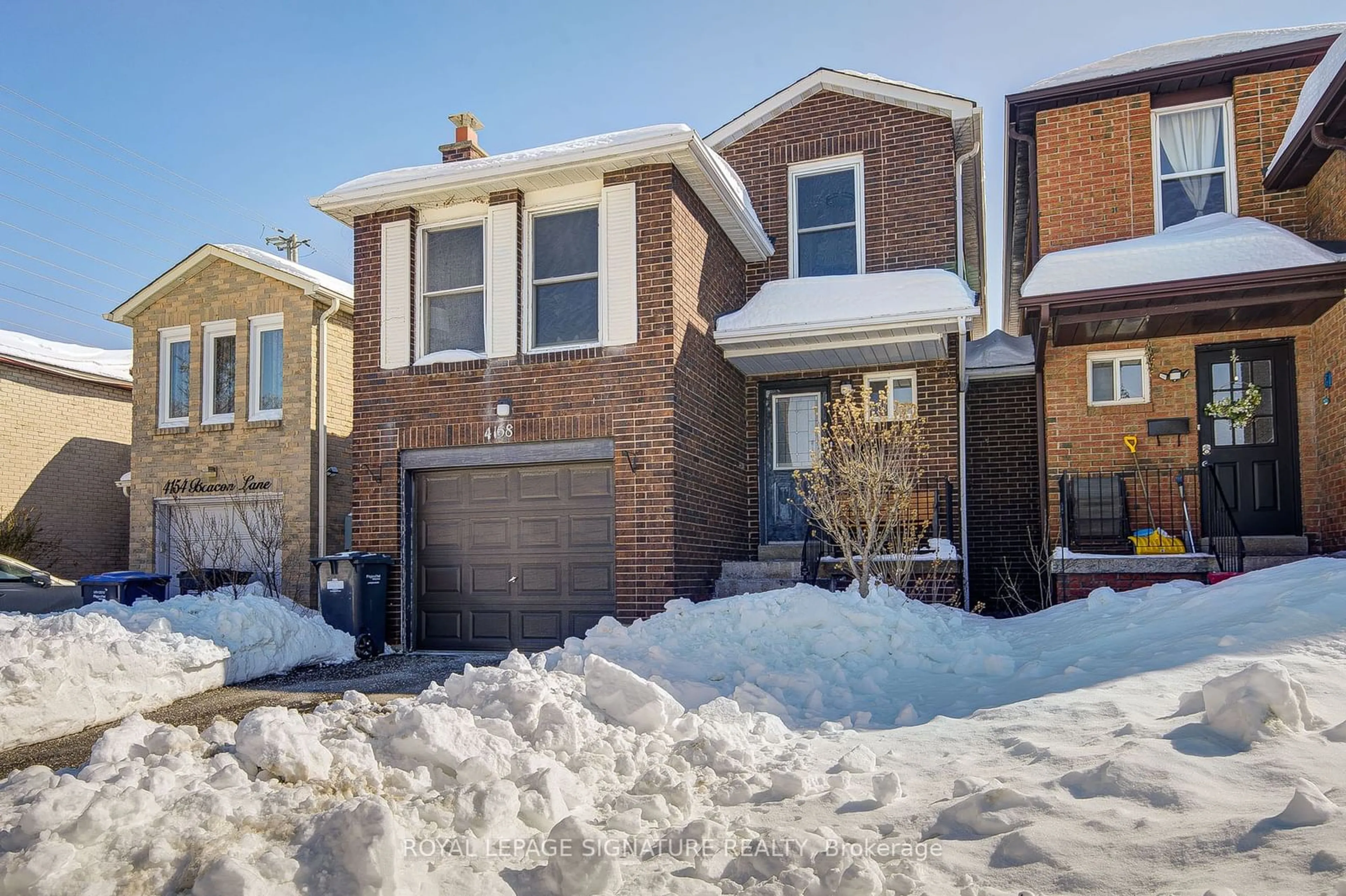 Home with brick exterior material, street for 4158 Beacon Lane, Mississauga Ontario L5C 3V9