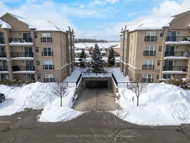Additional property image - 1360 Main St Unit 304