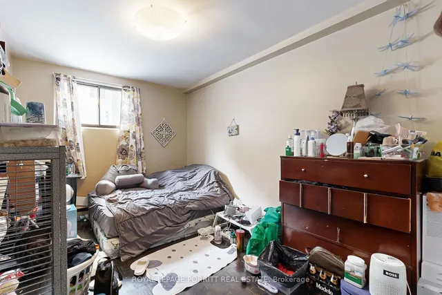 Additional property image - 15 Muskoka Ave