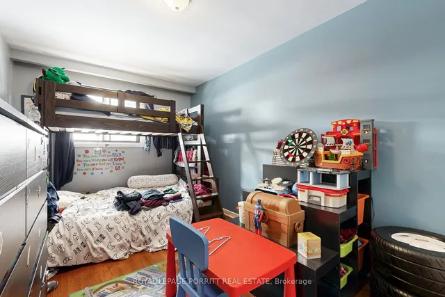 Additional property image - 15 Muskoka Ave