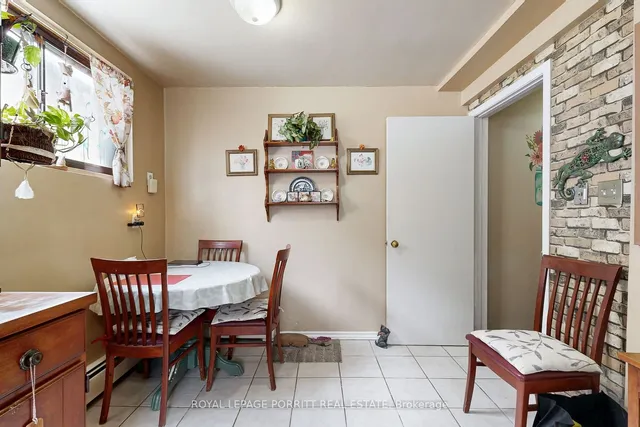 Additional property image - 15 Muskoka Ave