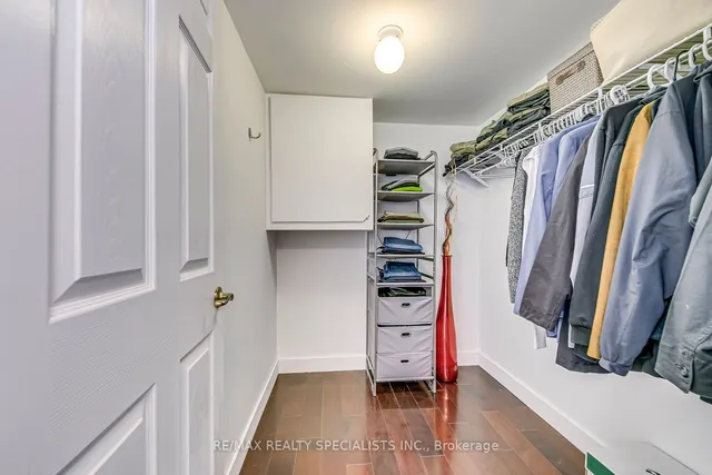 Additional property image - 1487 Maple Ave Unit 313