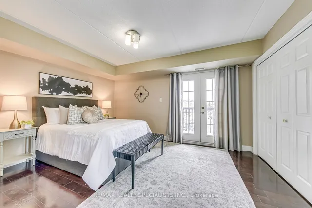 Additional property image - 1487 Maple Ave Unit 313
