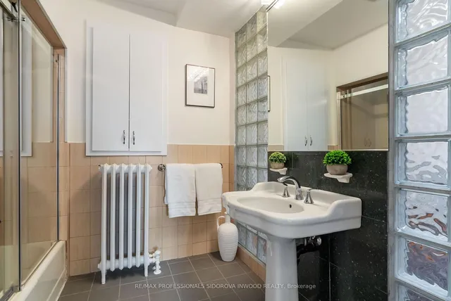 Additional property image - 38 Warren Cres