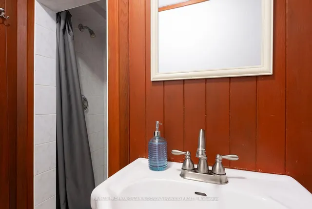 Additional property image - 38 Warren Cres