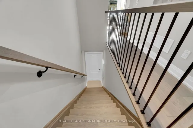 Additional property image - 1646 Dupont St