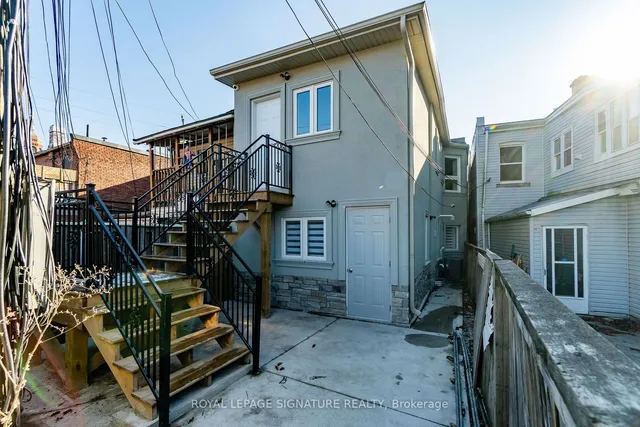 Additional property image - 1646 Dupont St