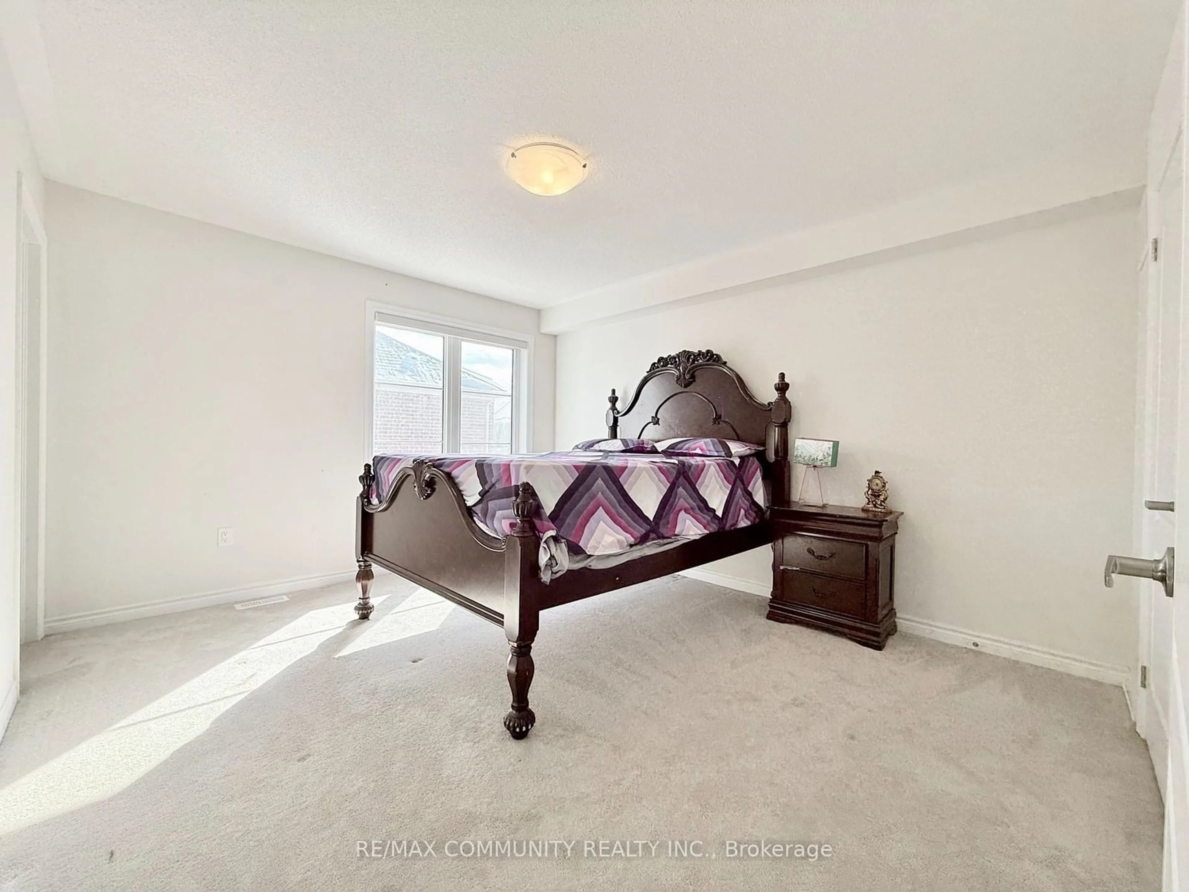 A pic of a room for 13 Arcola St, Brampton Ontario L6P 4N7