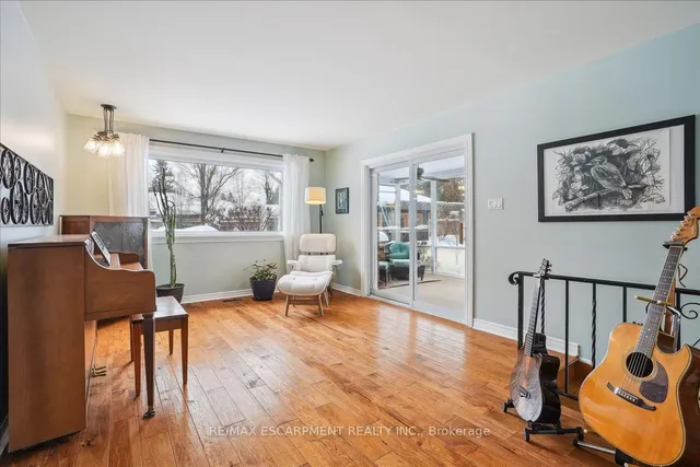 Additional property image - 300 Shoreview Rd