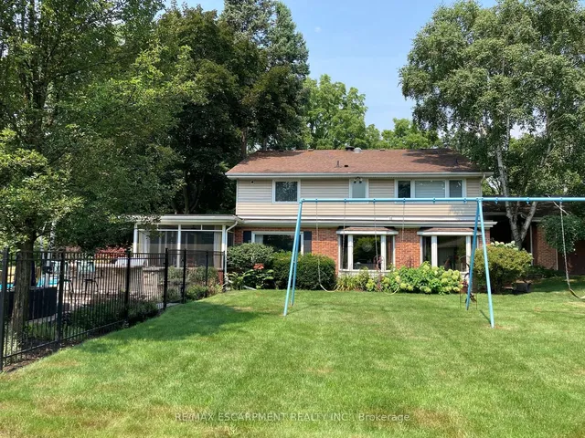 Additional property image - 300 Shoreview Rd