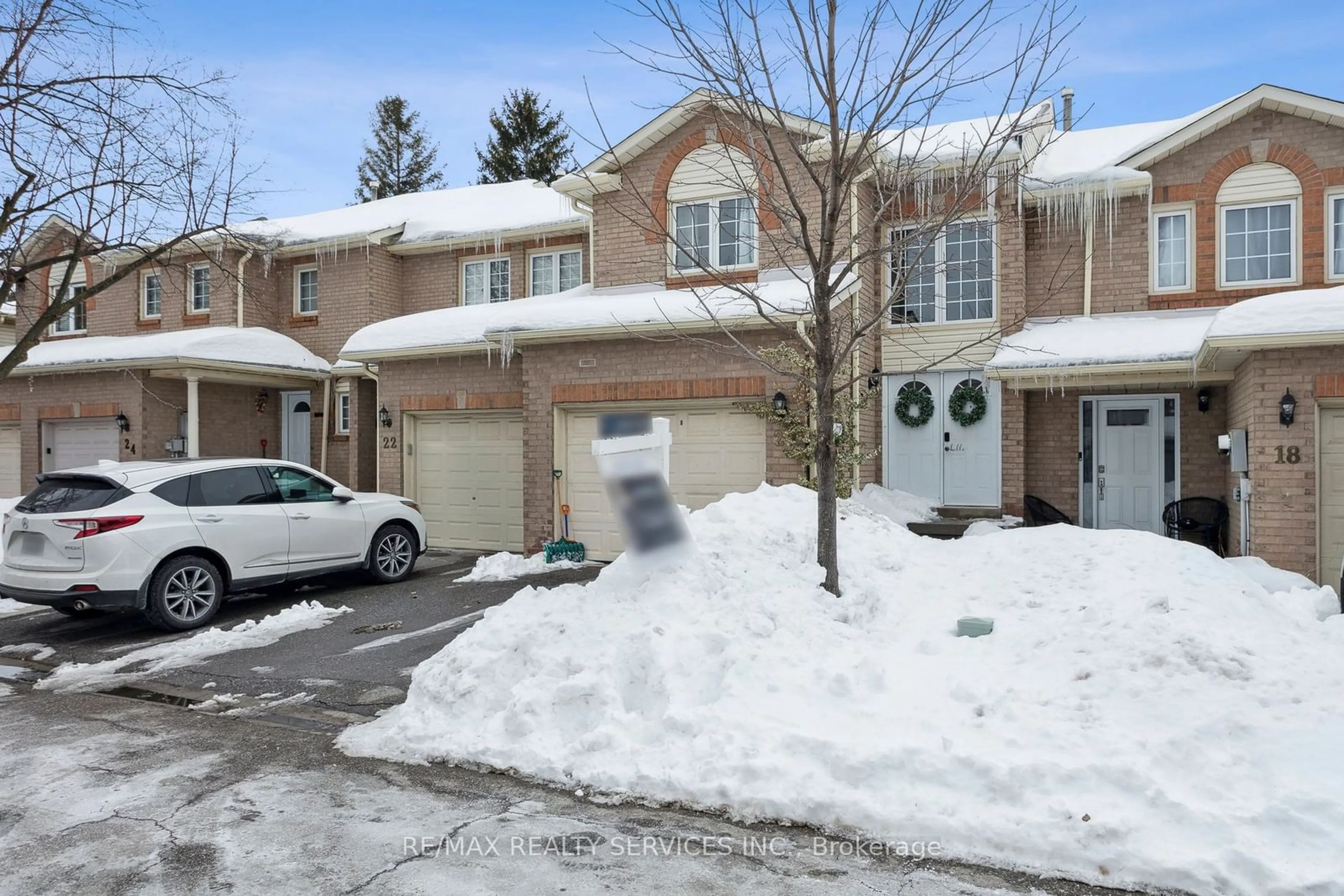 Unknown for 20 Chipstead Ave, Brampton Ontario L6X 4G8