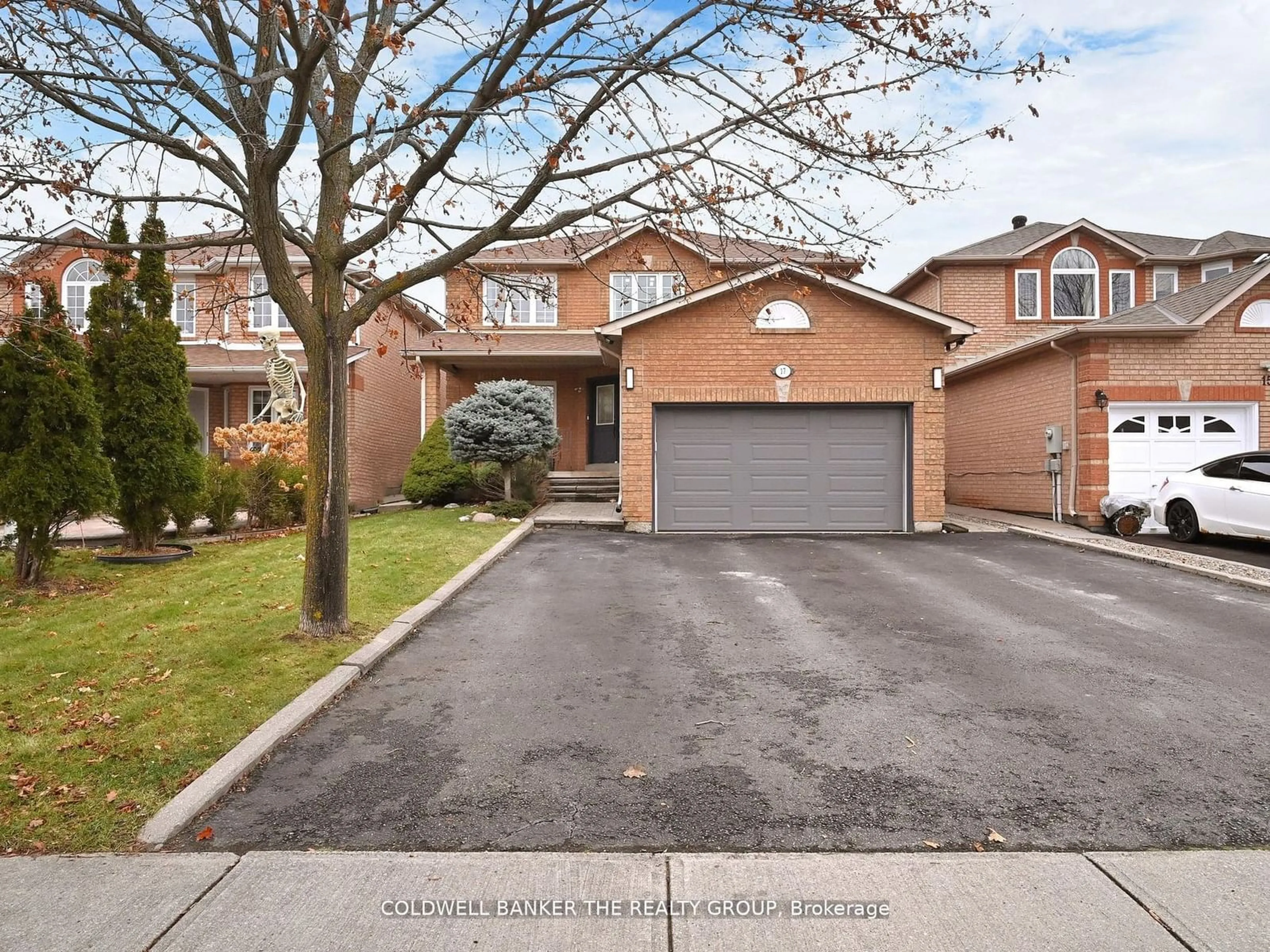 Home with brick exterior material, street for 17 Rollingwood Dr, Brampton Ontario L6Y 4G5