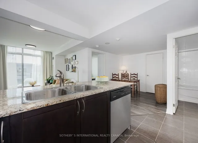 Additional property image - 816 Lansdowne Ave Unit 812