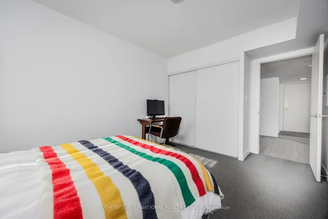 Additional property image - 816 Lansdowne Ave Unit 812