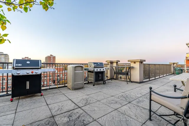 Additional property image - 399 Elizabeth St Unit 611