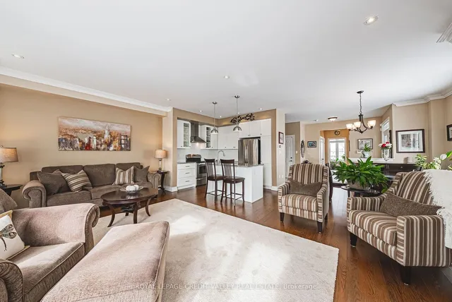 Additional property image - 1 Little Britain Cres