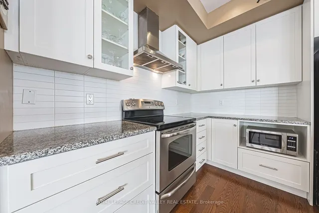 Additional property image - 1 Little Britain Cres