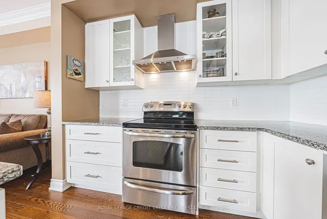 Additional property image - 1 Little Britain Cres
