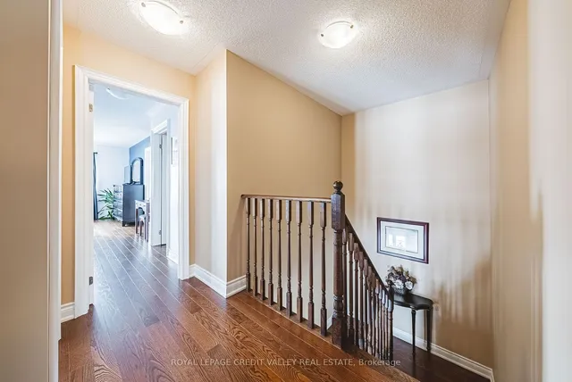 Additional property image - 1 Little Britain Cres