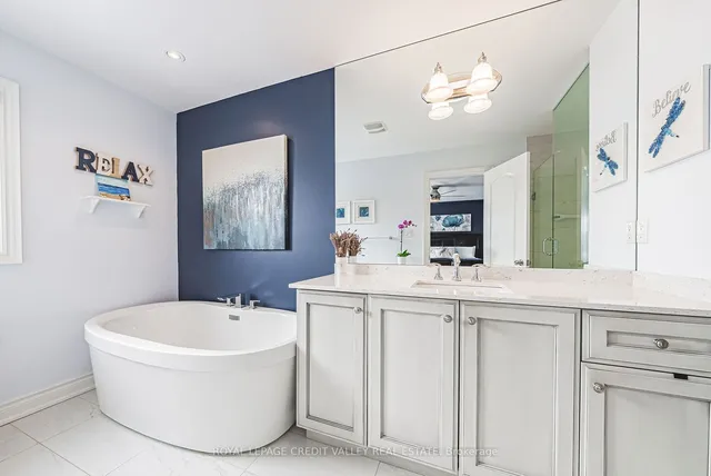 Additional property image - 1 Little Britain Cres