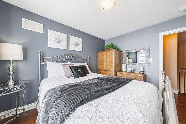 Additional property image - 1 Little Britain Cres