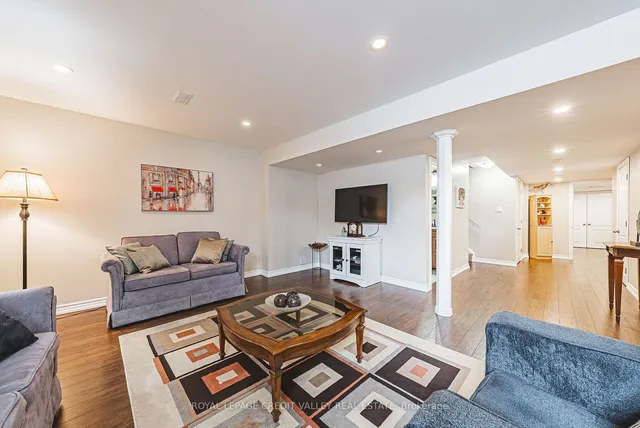 Additional property image - 1 Little Britain Cres