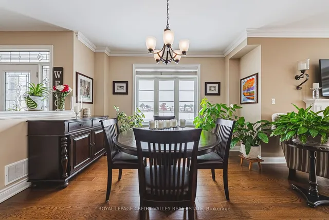 Additional property image - 1 Little Britain Cres