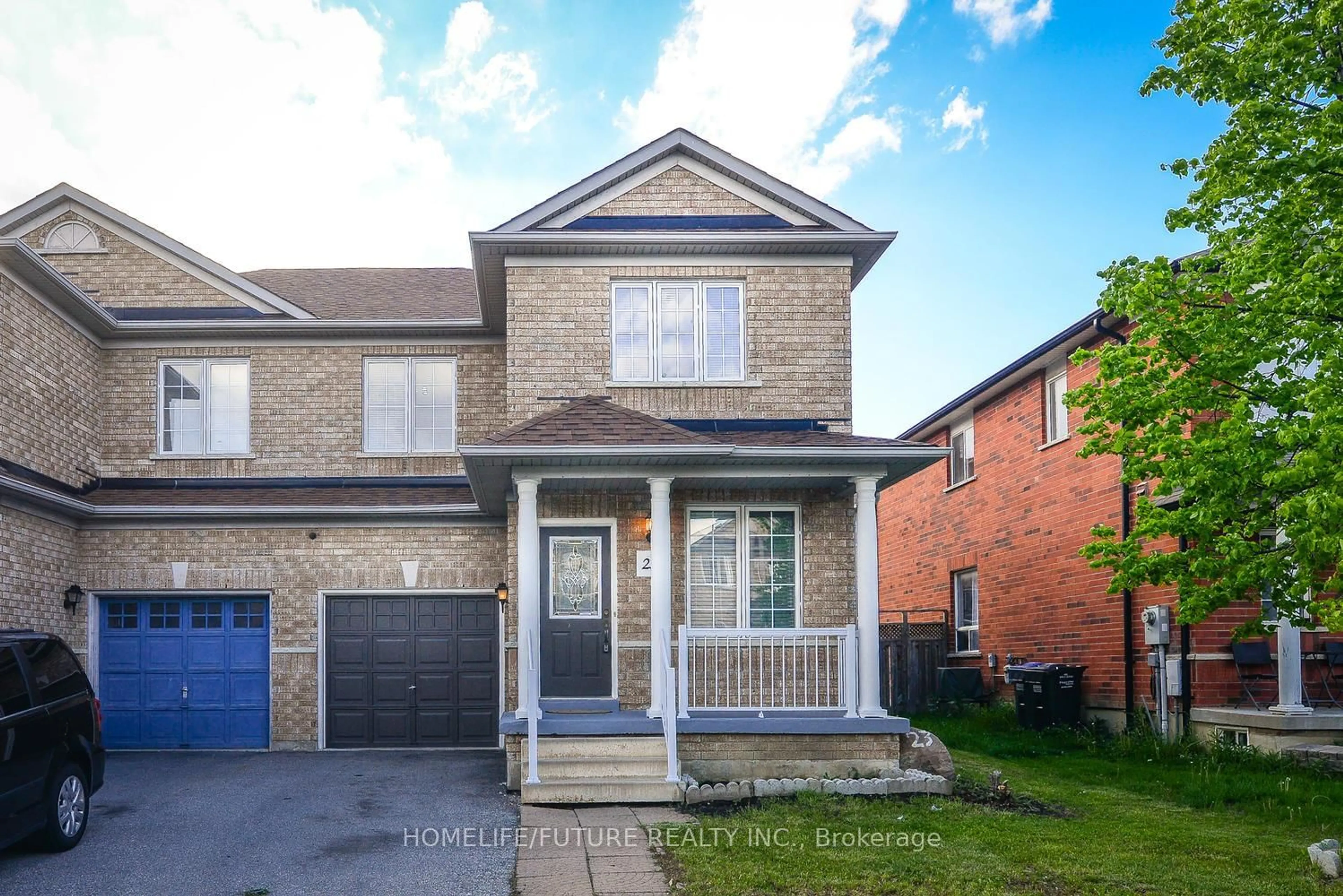 Home with brick exterior material, street for 23 Starhill Cres, Brampton Ontario L6R 2P9