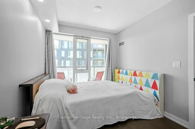 Additional property image - 3200 Dakota Common Clse Unit B602