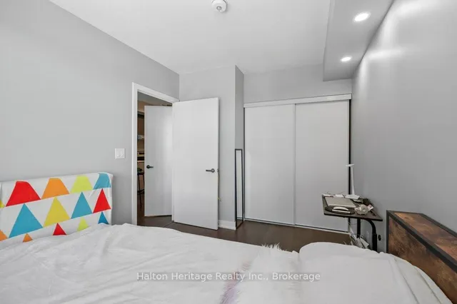 Additional property image - 3200 Dakota Common Clse Unit B602