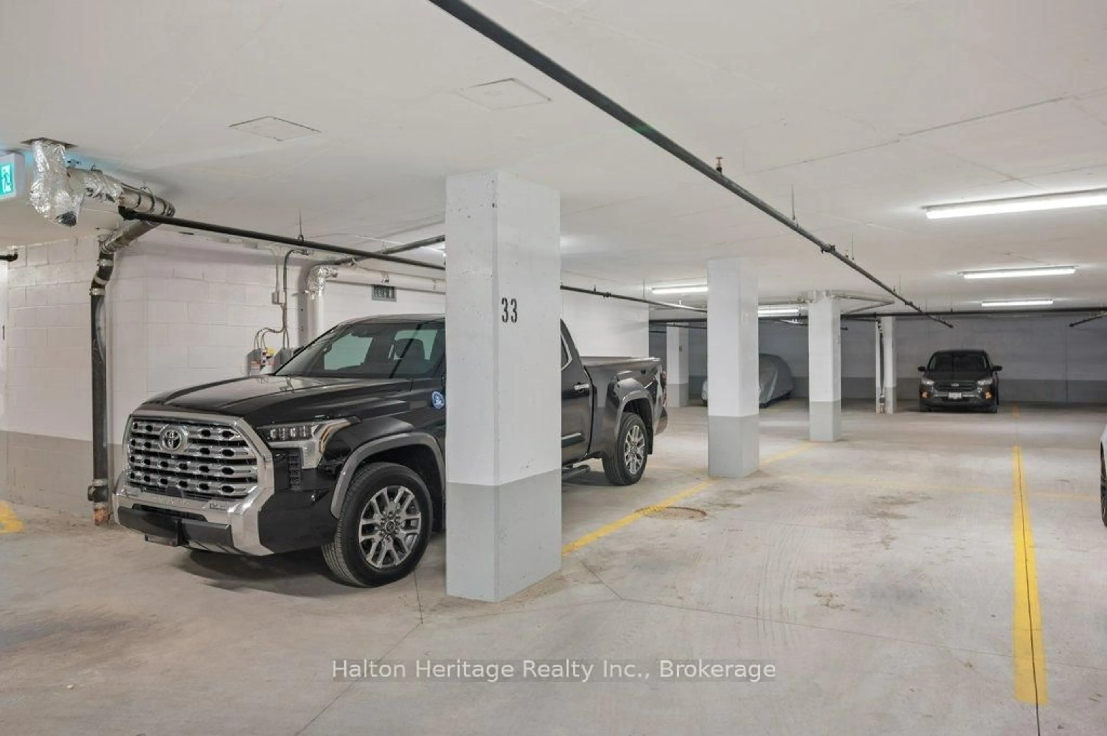 Indoor garage for 3200 Dakota Common Clse #B602, Burlington Ontario L7M 2A7