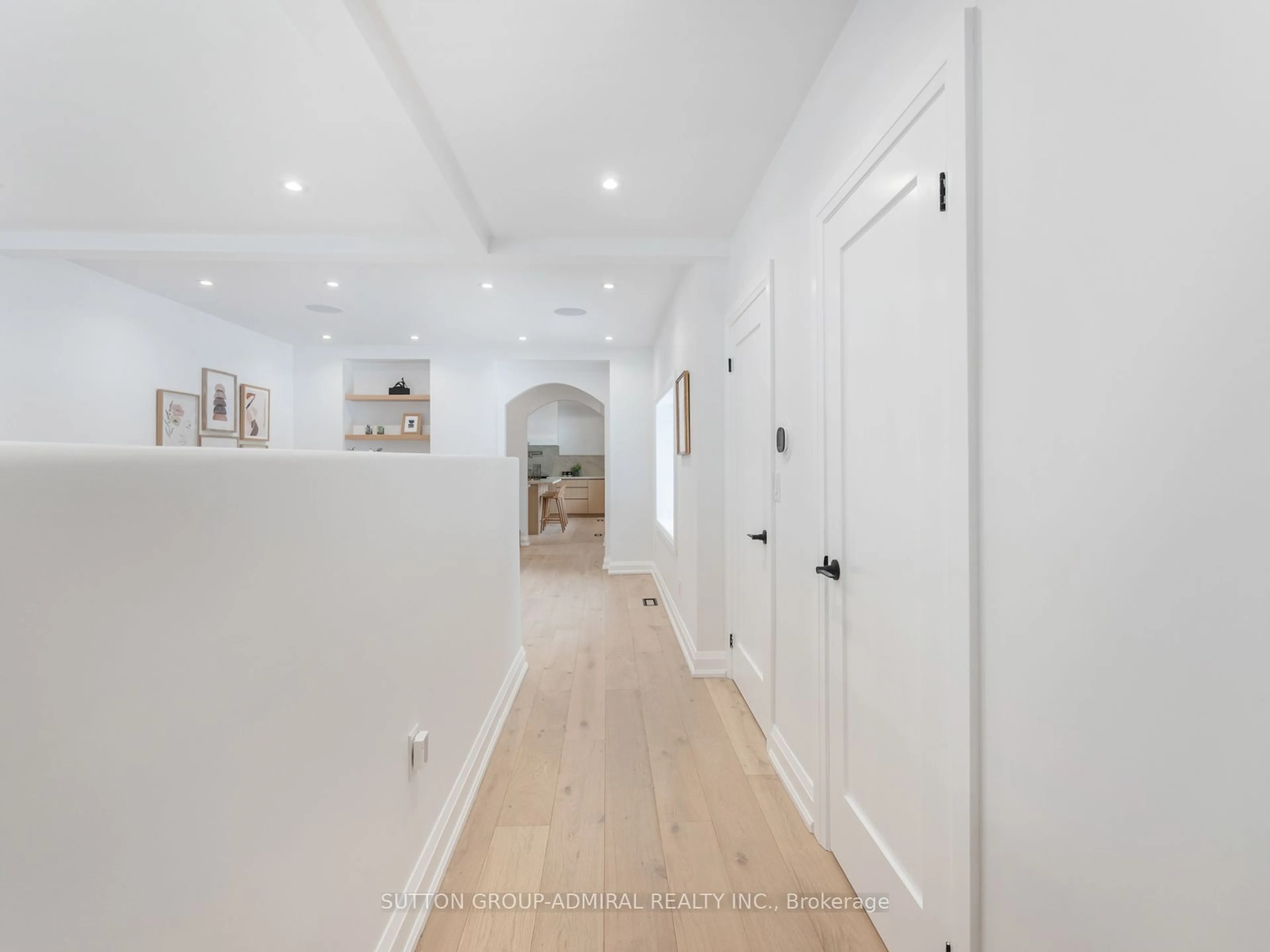 Indoor entryway for 87 Delemere Ave, Toronto Ontario M6N 1Z8