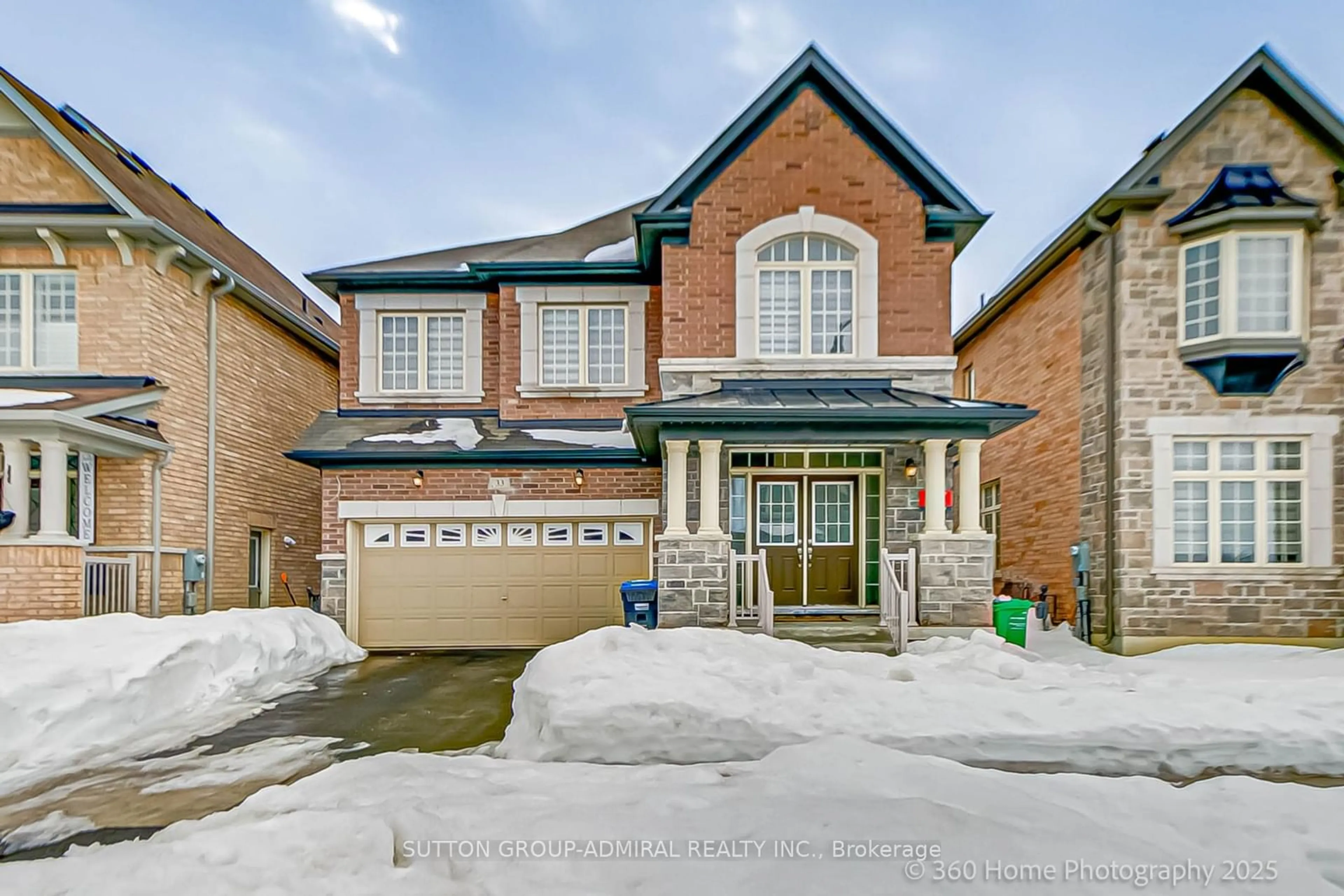 Home with brick exterior material, street for 33 Tiger Cres, Brampton Ontario L6R 0C8