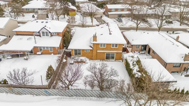 Additional property image - 24 Winsland Dr