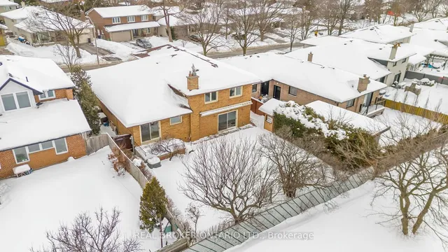 Additional property image - 24 Winsland Dr