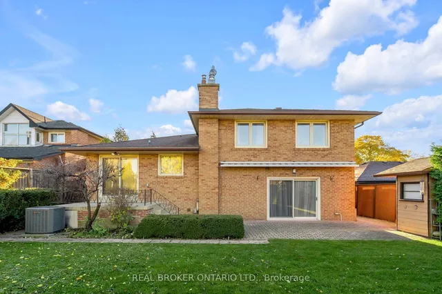 Additional property image - 24 Winsland Dr