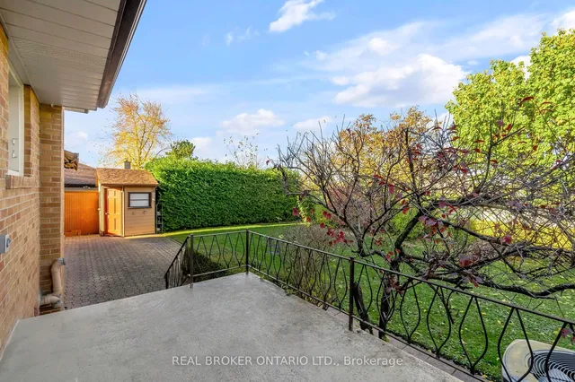 Additional property image - 24 Winsland Dr