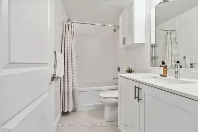 Additional property image - 1050 Main St Unit 324