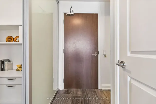 Additional property image - 1050 Main St Unit 324