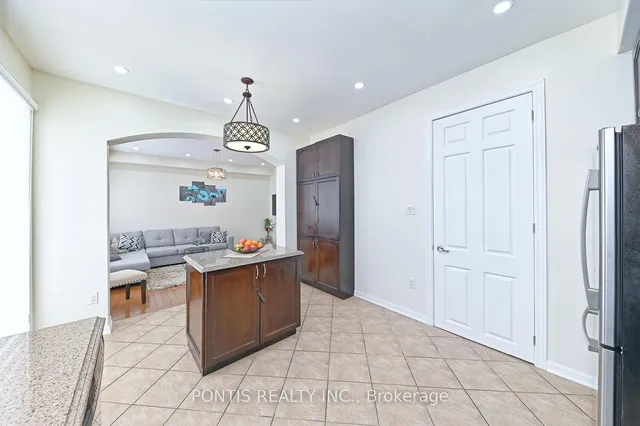 Additional property image - 993 Whewell Tr