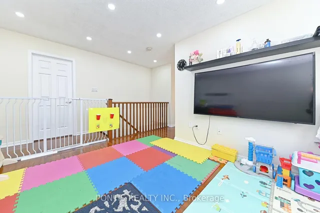 Additional property image - 993 Whewell Tr