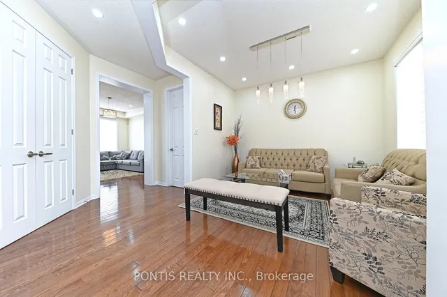 Additional property image - 993 Whewell Tr