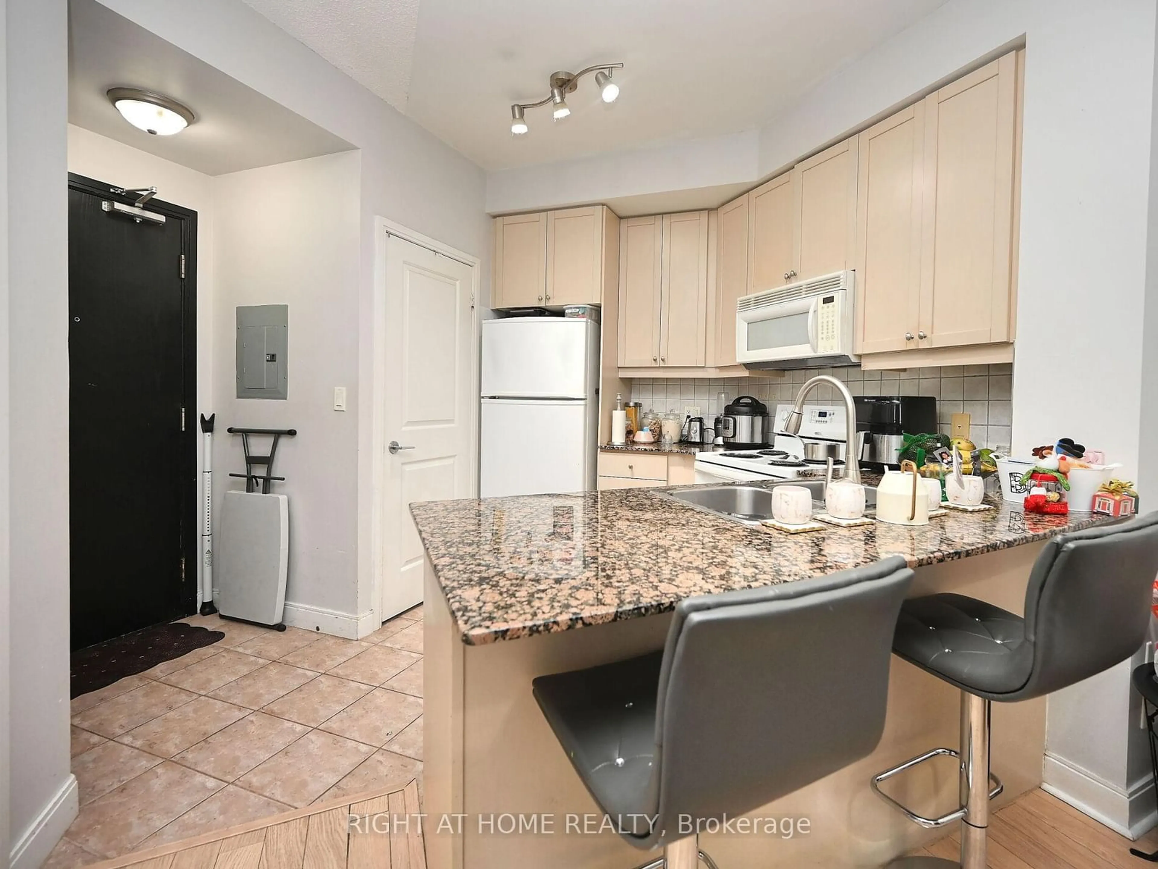 Standard kitchen, ceramic/tile floor for 90 Absolute Ave #908, Mississauga Ontario L4Z 0A3