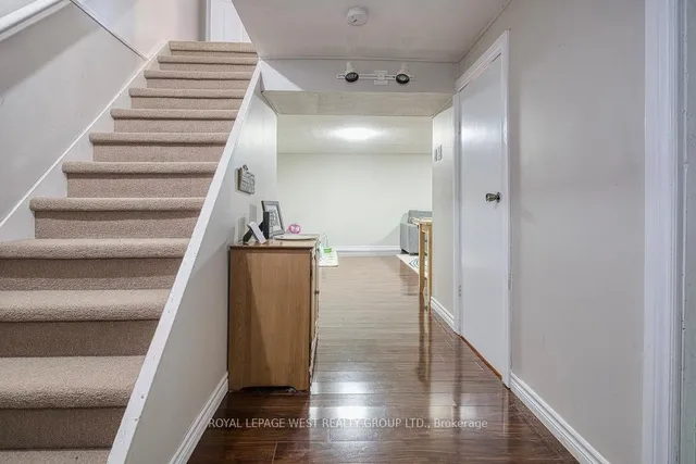 Additional property image - 45 Hansen Rd Unit 22
