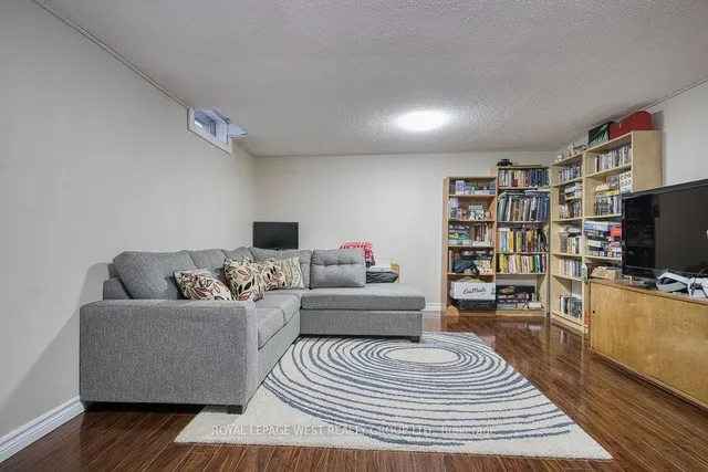 Additional property image - 45 Hansen Rd Unit 22