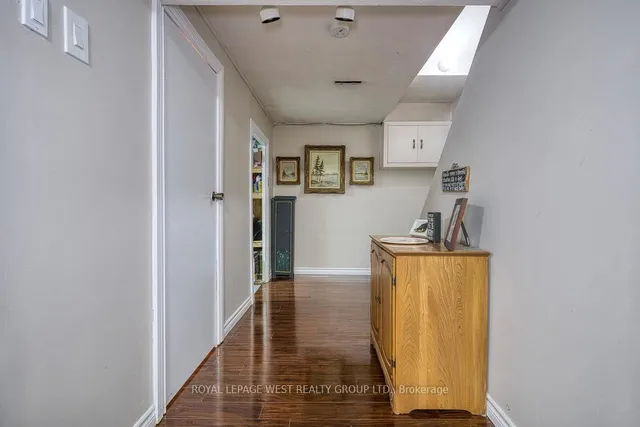 Additional property image - 45 Hansen Rd Unit 22
