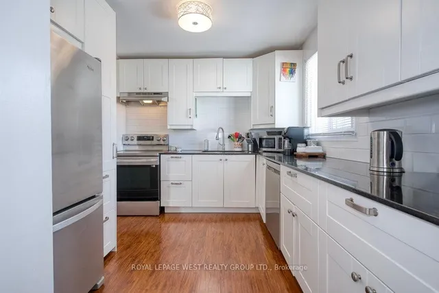 Additional property image - 45 Hansen Rd Unit 22