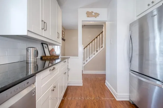 Additional property image - 45 Hansen Rd Unit 22