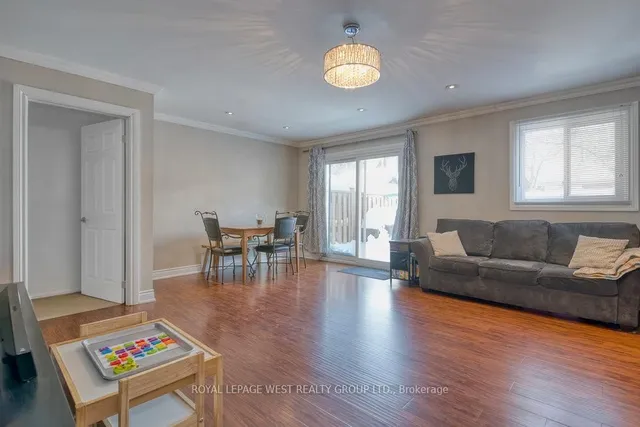 Additional property image - 45 Hansen Rd Unit 22