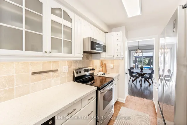 Additional property image - 7120 Cadiz Cres
